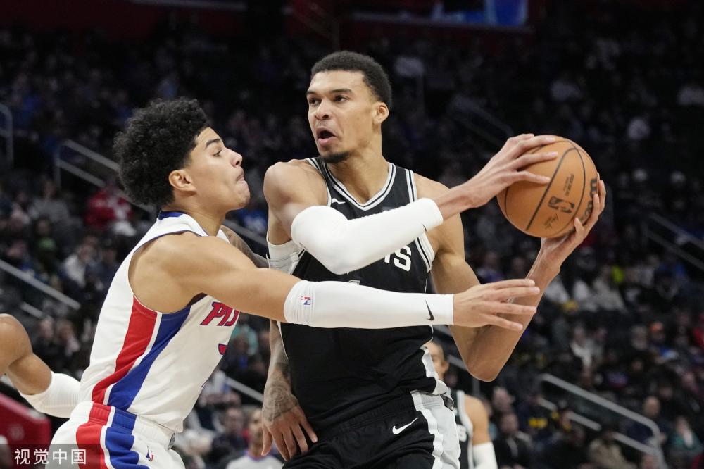 超联赛的争 超联赛的争