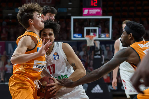 名既能串联 名既能串联