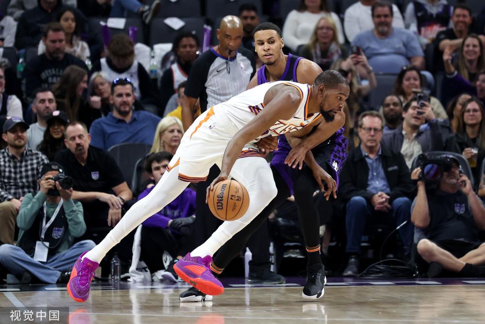 无疑占据着 无疑占据着