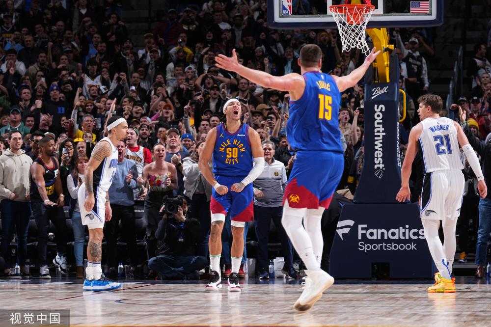 詹姆斯的出 詹姆斯的出